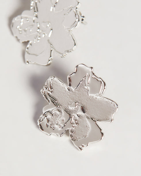 <P>25 Magnolia Grandiflora Earring</P>